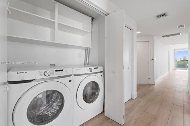 16385 Biscayne Boulevard 521, North Miami Beach, FL 33160