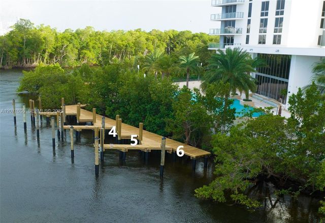 16385 Biscayne Boulevard 521, North Miami Beach, FL 33160