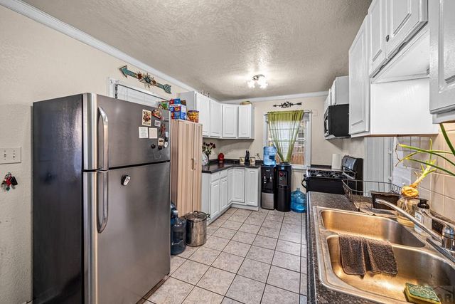 418 W 10th St, Pueblo, CO 81003