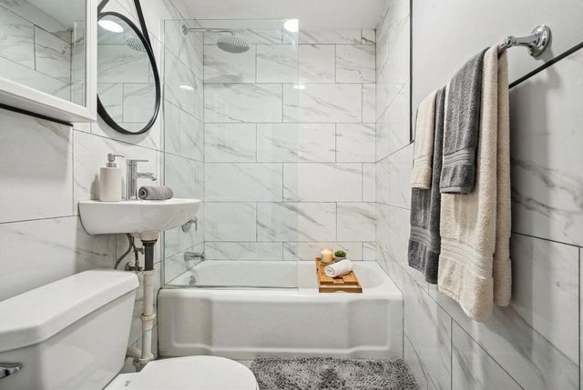 308 Washington Avenue, Highwood, IL 60040