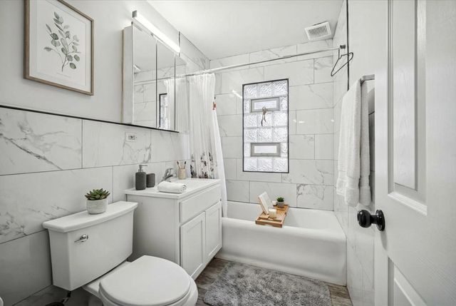 308 Washington Avenue, Highwood, IL 60040