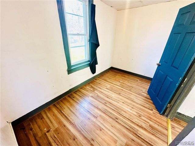31 Earl Place, Buffalo, NY 14211