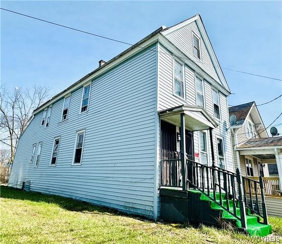 31 Earl Place, Buffalo, NY 14211