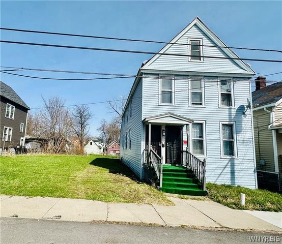 31 Earl Place, Buffalo, NY 14211