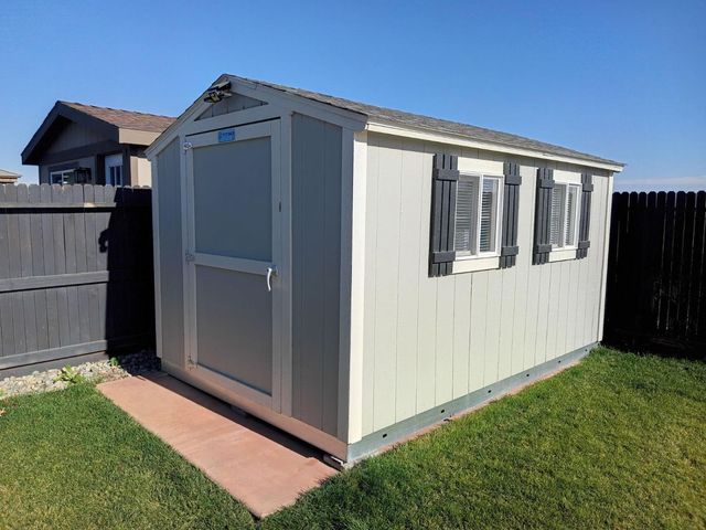 2182 River Willow Ave, Manteca, CA 95337