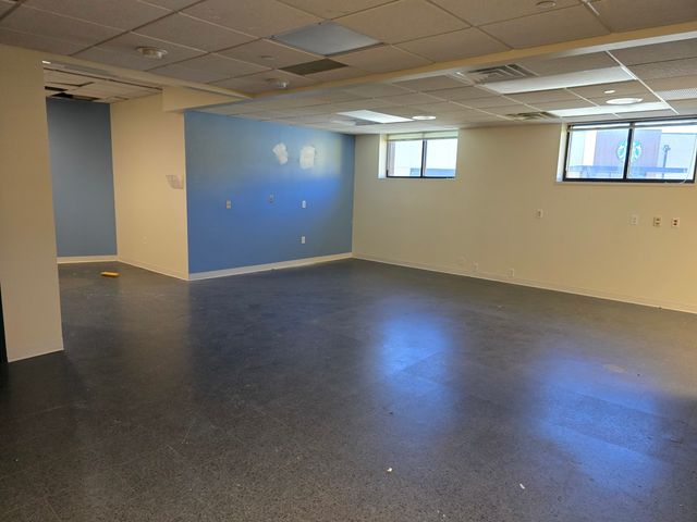 4101 John Deere Road, Moline, IL 61265