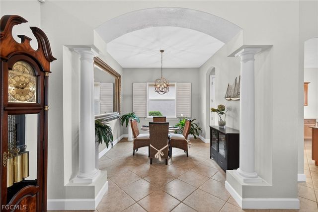 5709 Calmar Breeze LN, Fort Myers, FL 33908