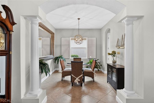 5709 Calmar Breeze LN, Fort Myers, FL 33908