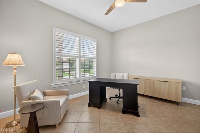 5709 Calmar Breeze LN, Fort Myers, FL 33908