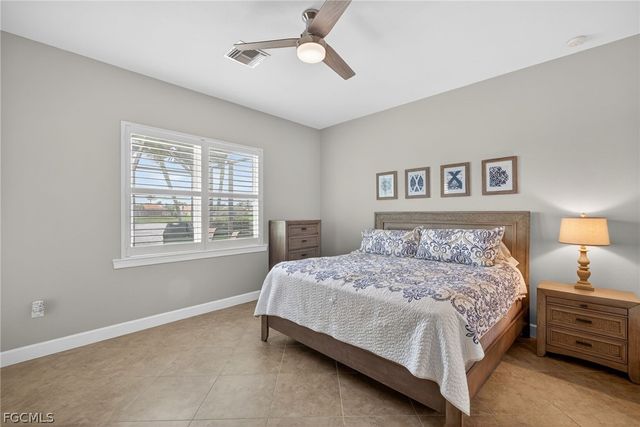 5709 Calmar Breeze LN, Fort Myers, FL 33908