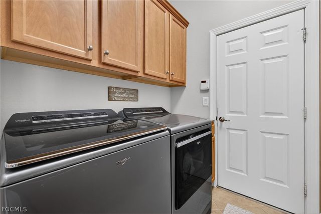 5709 Calmar Breeze LN, Fort Myers, FL 33908