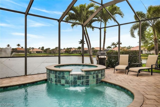 5709 Calmar Breeze LN, Fort Myers, FL 33908