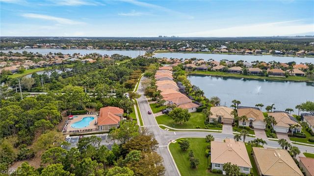 5709 Calmar Breeze LN, Fort Myers, FL 33908