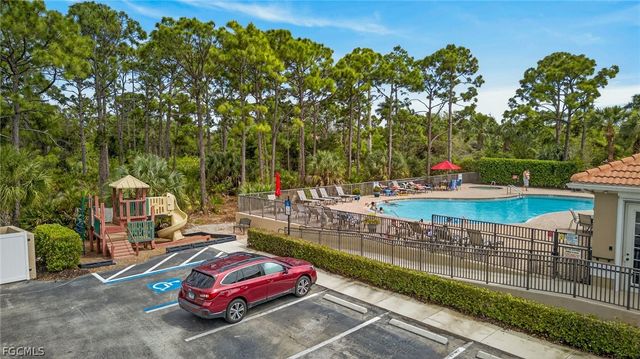 5709 Calmar Breeze LN, Fort Myers, FL 33908