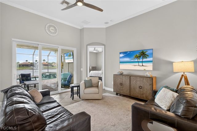 5709 Calmar Breeze LN, Fort Myers, FL 33908