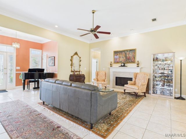 433 Towne Lake Drive, Montgomery, AL 36117