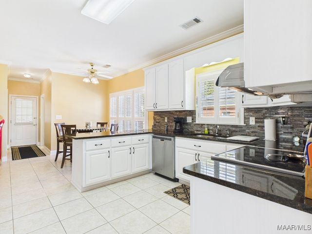 433 Towne Lake Drive, Montgomery, AL 36117