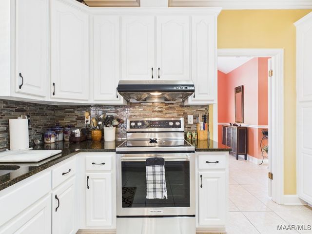 433 Towne Lake Drive, Montgomery, AL 36117