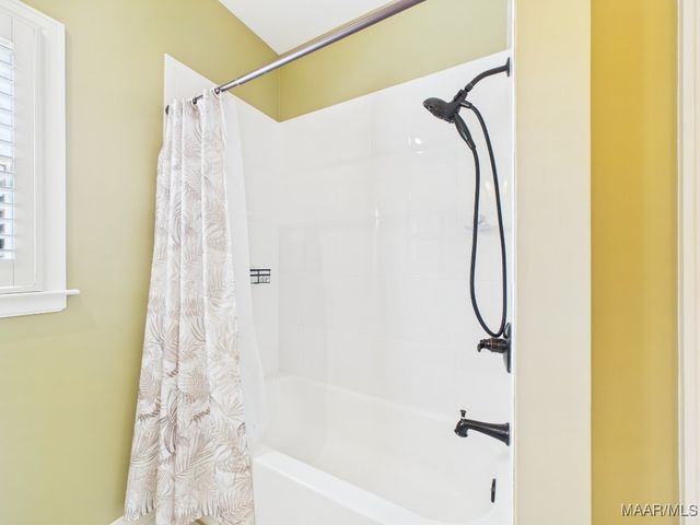 433 Towne Lake Drive, Montgomery, AL 36117