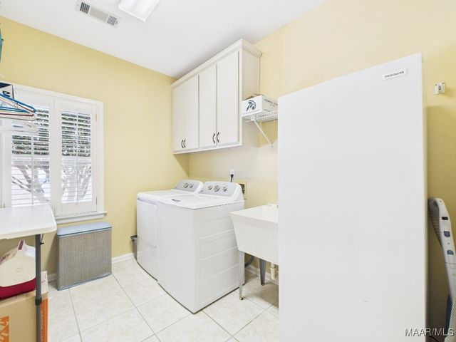 433 Towne Lake Drive, Montgomery, AL 36117