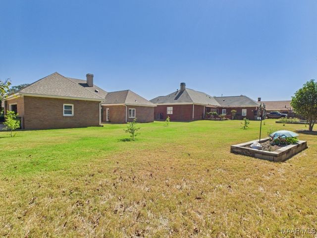 433 Towne Lake Drive, Montgomery, AL 36117