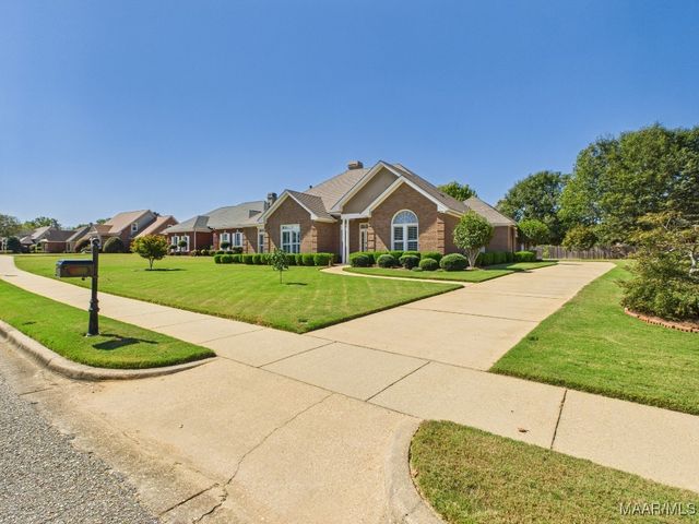 433 Towne Lake Drive, Montgomery, AL 36117