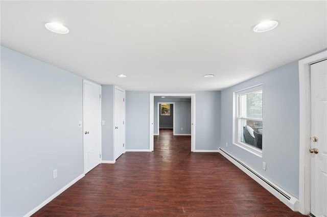 29 East Shore Drive, Coventry, RI 02816