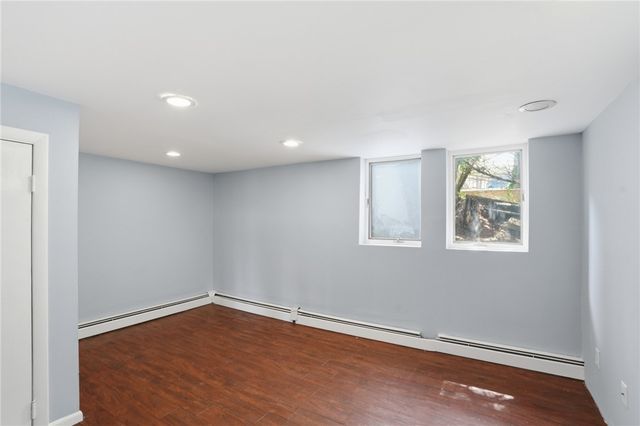 29 East Shore Drive, Coventry, RI 02816