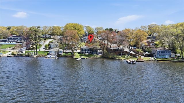 29 East Shore Drive, Coventry, RI 02816