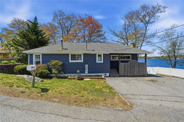 29 East Shore Drive, Coventry, RI 02816