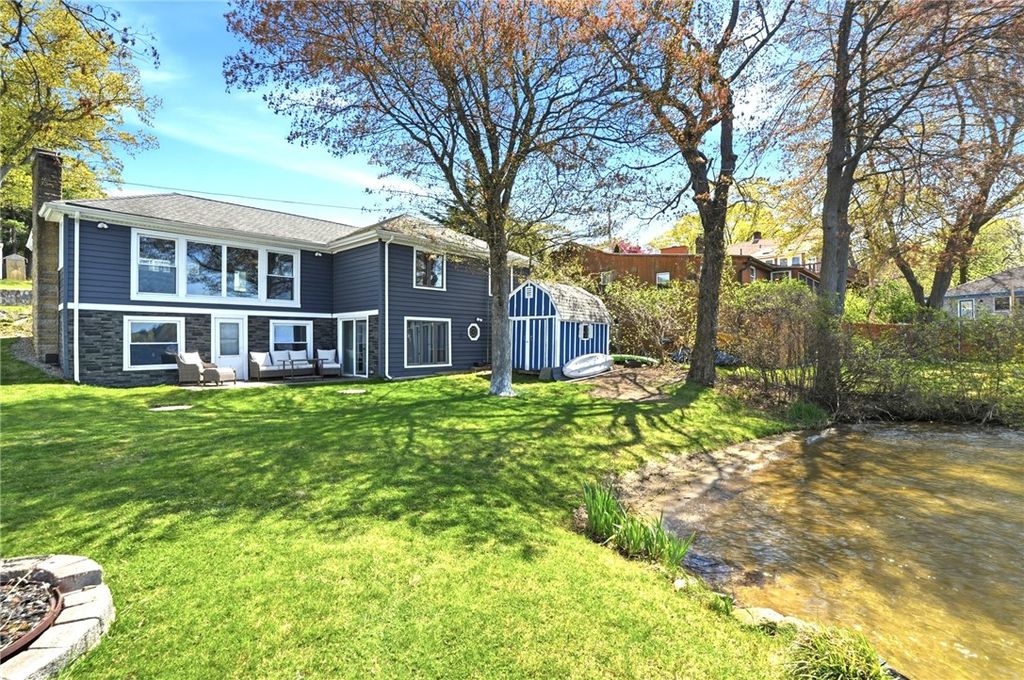 29 East Shore Drive, Coventry, RI 02816