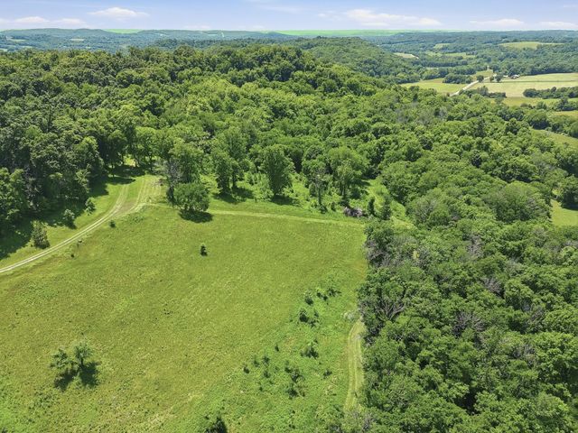 2677 Pigg Schoolhouse Rd, Santa Fe, TN 38482