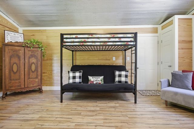 2677 Pigg Schoolhouse Rd, Santa Fe, TN 38482