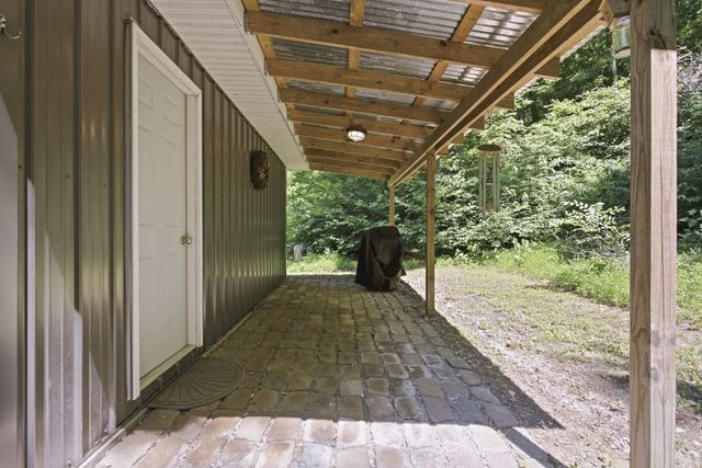 2677 Pigg Schoolhouse Rd, Santa Fe, TN 38482