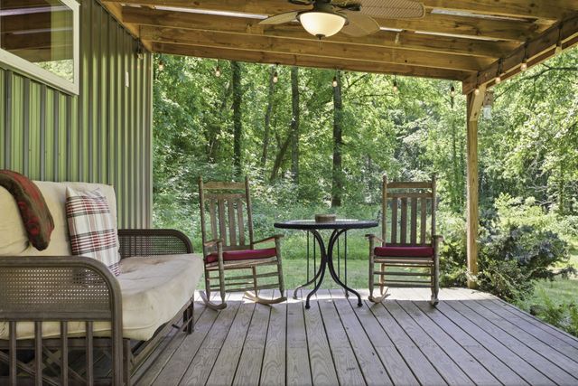 2677 Pigg Schoolhouse Rd, Santa Fe, TN 38482
