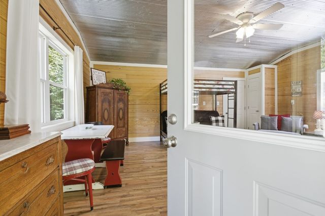 2677 Pigg Schoolhouse Rd, Santa Fe, TN 38482