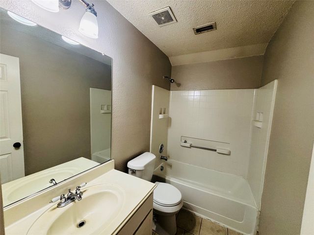 1108 Alexandria Drive, Forney, TX 75126