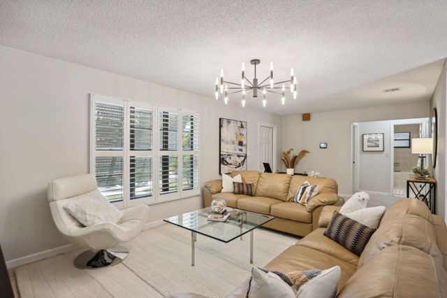 3101 Pierson Drive, Delray Beach, FL 33483