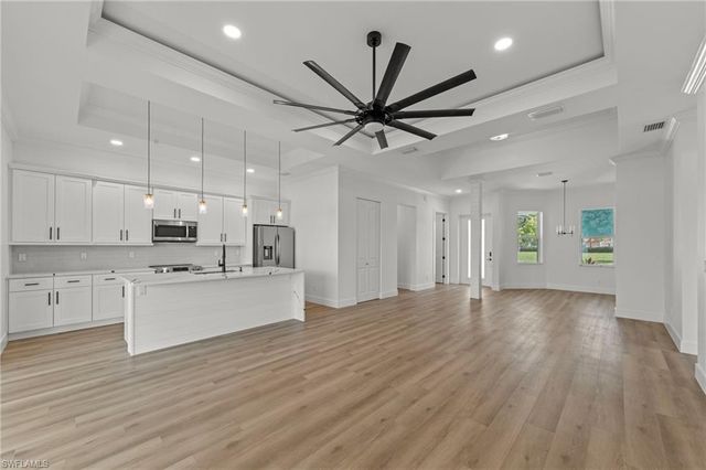 12337 Sweet Kiwi LN, Fort Myers, FL 33908
