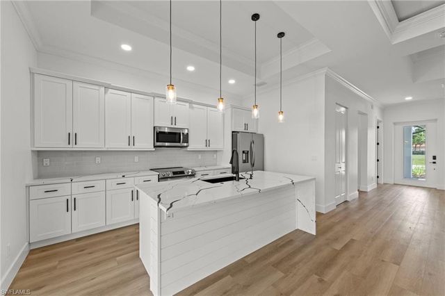 12337 Sweet Kiwi LN, Fort Myers, FL 33908