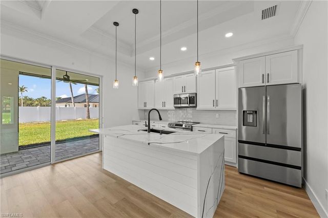 12337 Sweet Kiwi LN, Fort Myers, FL 33908