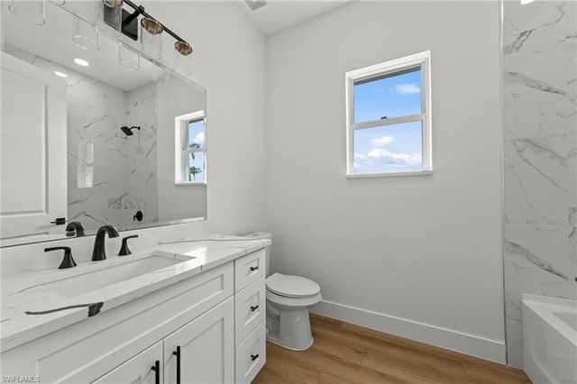 12337 Sweet Kiwi LN, Fort Myers, FL 33908
