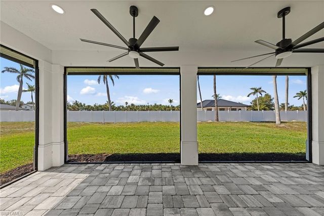 12337 Sweet Kiwi LN, Fort Myers, FL 33908