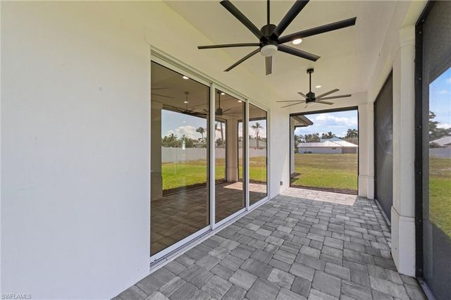 12337 Sweet Kiwi LN, Fort Myers, FL 33908