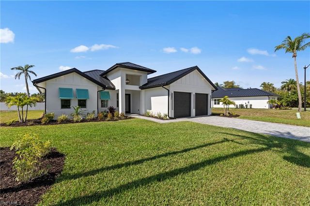 12337 Sweet Kiwi LN, Fort Myers, FL 33908
