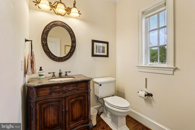 486 CHURCH RD, Devon, PA 19333