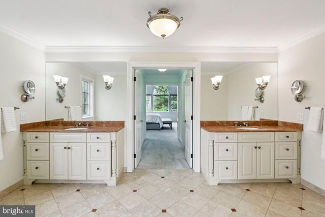 486 CHURCH RD, Devon, PA 19333