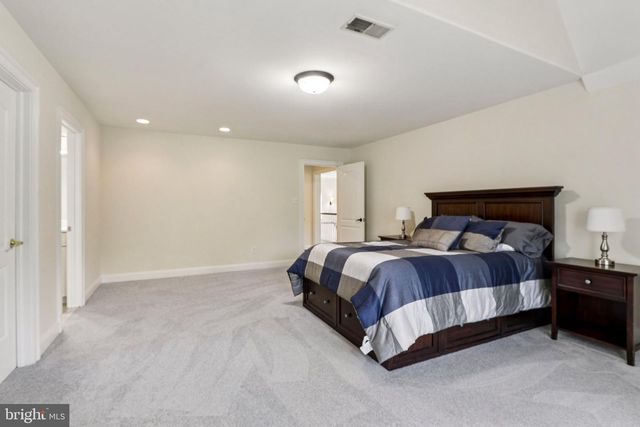 486 CHURCH RD, Devon, PA 19333