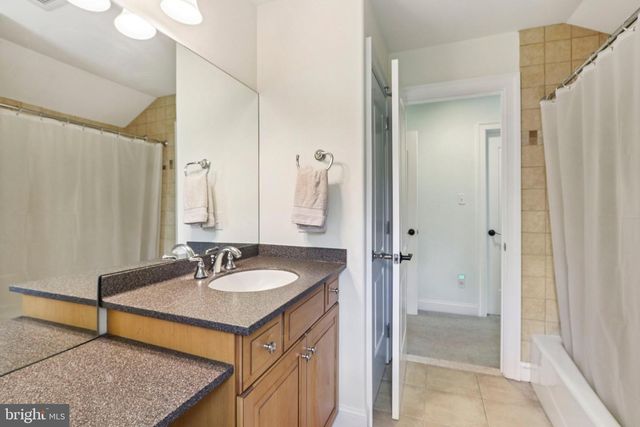 486 CHURCH RD, Devon, PA 19333