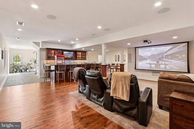486 CHURCH RD, Devon, PA 19333